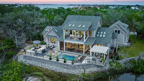 hgtv dream house wood & metal & turquoise house|hgtv dream home anastasia.